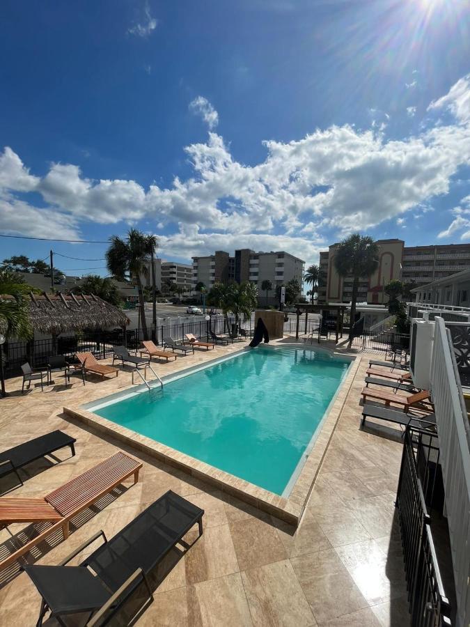 Holiday Isles Resort Madeira Beach Luaran gambar