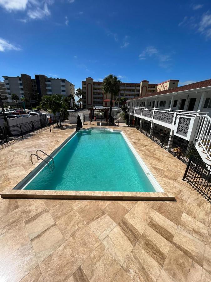 Holiday Isles Resort Madeira Beach Luaran gambar