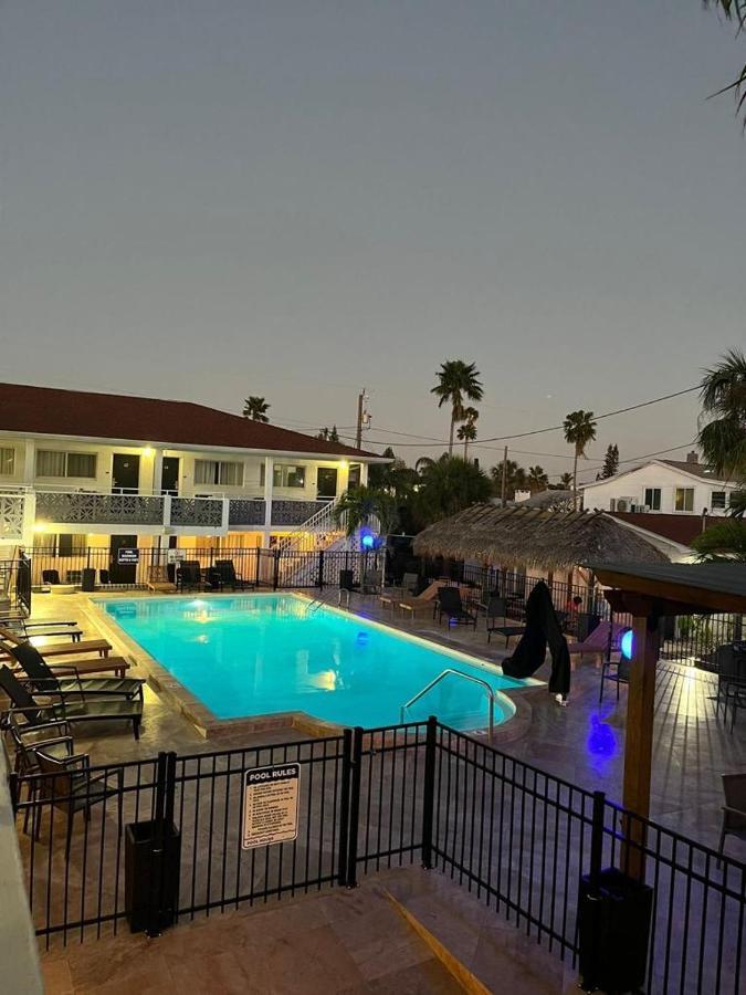 Holiday Isles Resort Madeira Beach Luaran gambar