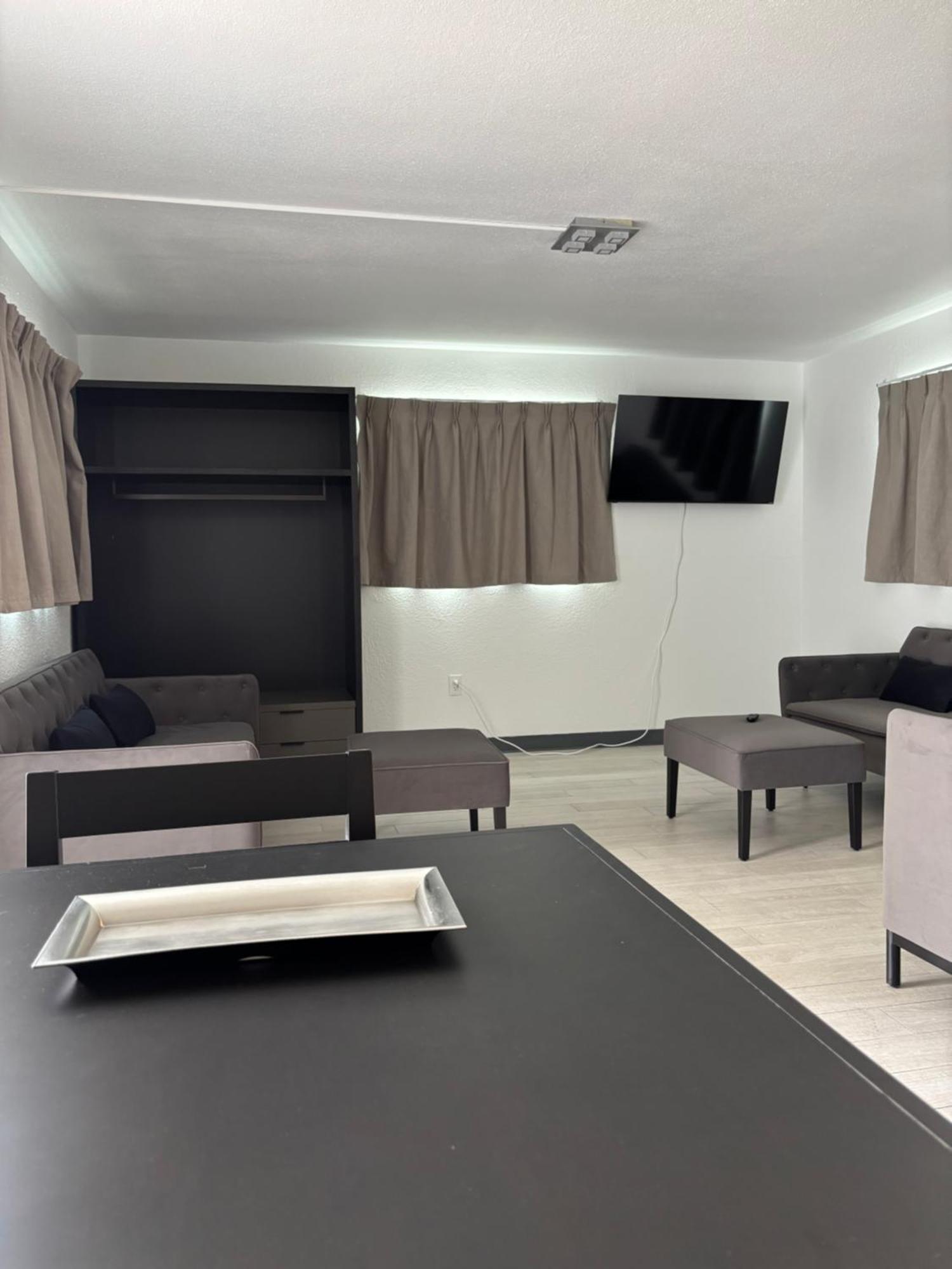 Holiday Isles Resort Madeira Beach Luaran gambar